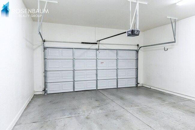 Building Photo - 6813 E Falon Ct