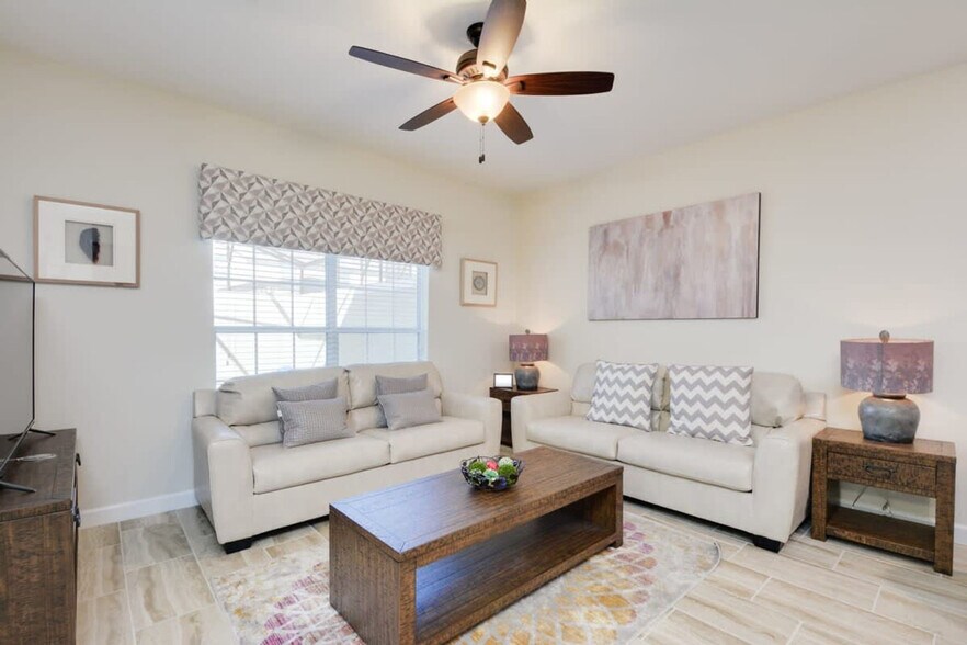 Building Photo - 4807 Brier Rose Ln