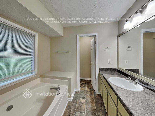 Building Photo - 120 Myrtle Grove Ln