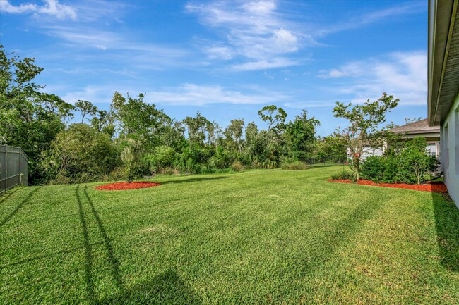 Building Photo - Newer Build - Parrish 3 Bedroom Home with ...
