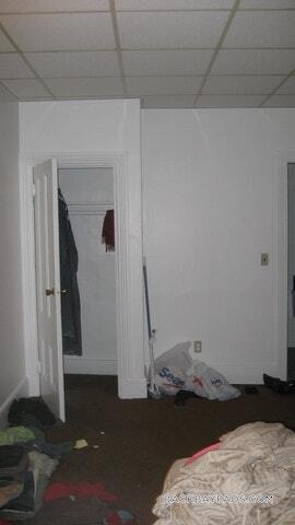 Building Photo - 405 Beacon St