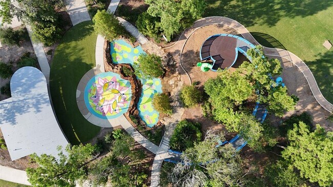 Building Photo - 17346 Camillia Trails