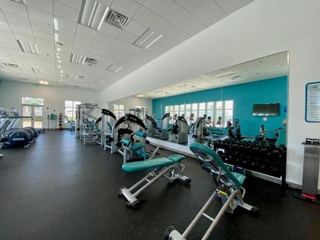 Building Photo - 348 NE Starboard Way