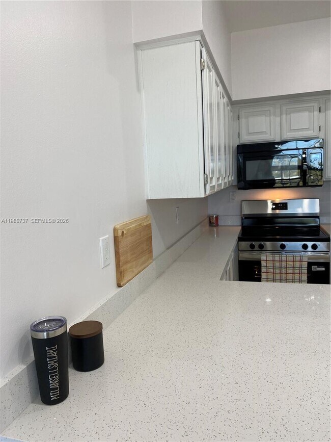 Building Photo - 1280 S Alhambra Cir