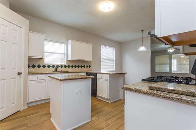 Building Photo - 738 Opal Ln