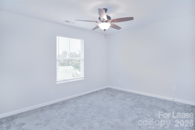 Building Photo - 5115 Chapel Chase Lane