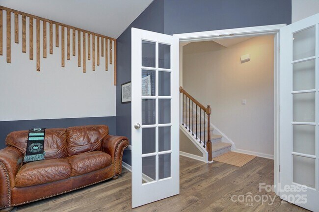 Building Photo - 421 Carolina Hemlock Dr