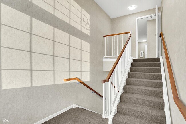 Building Photo - 239 Legends Creek Way