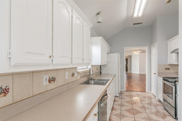 Building Photo - 1356 Dallshan Dr