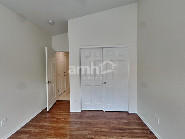 Building Photo - 3017 Prairie Princess Ave
