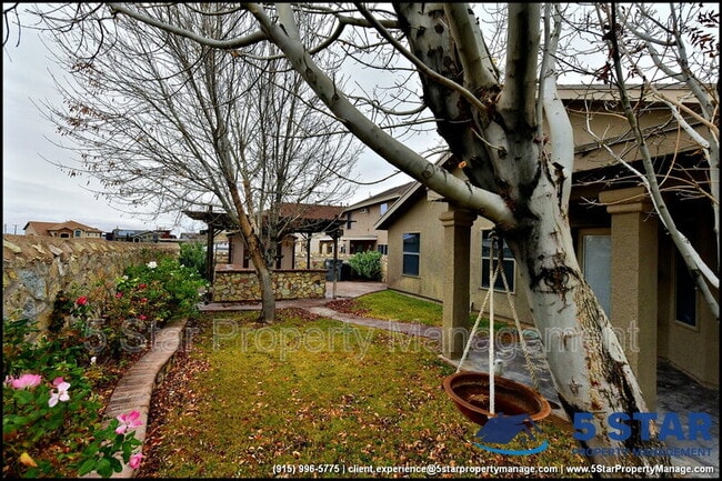 Building Photo - 5005 Moon Ranch Ln