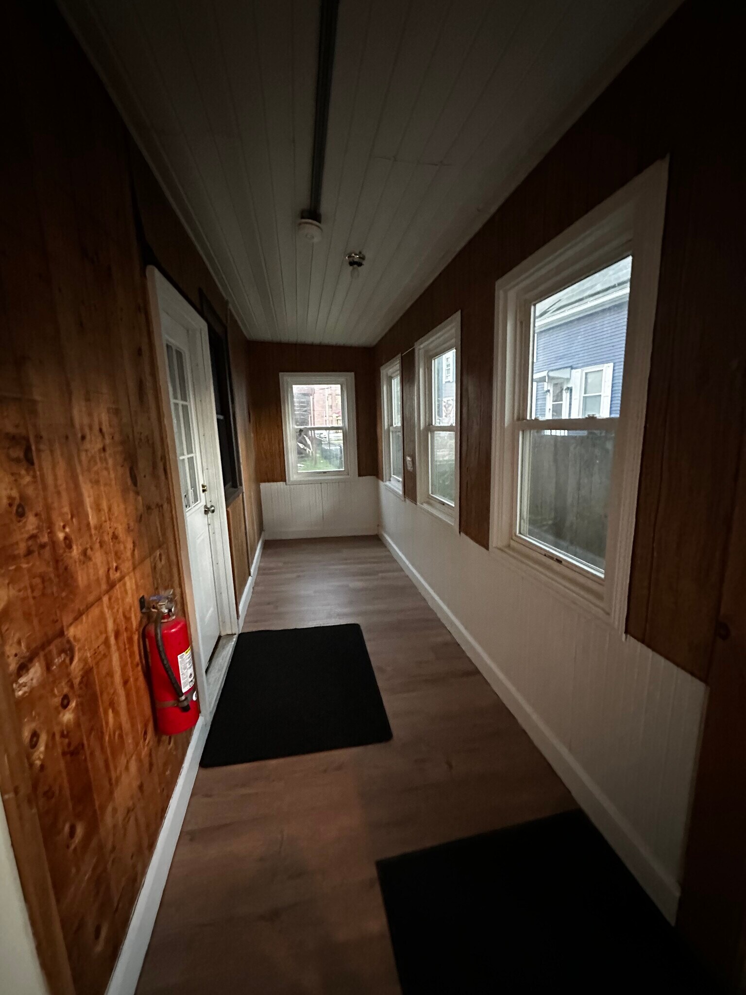Building Photo - 58 Chapin St
