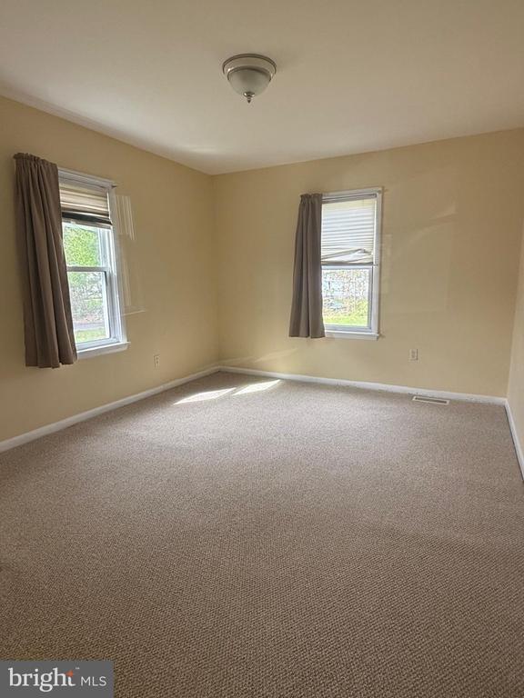 Building Photo - 75 Melrose Ave