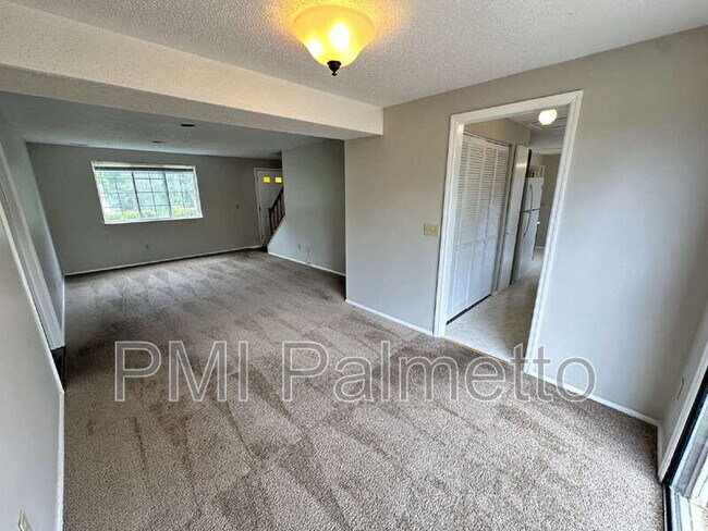 Building Photo - 154 Snow Ln