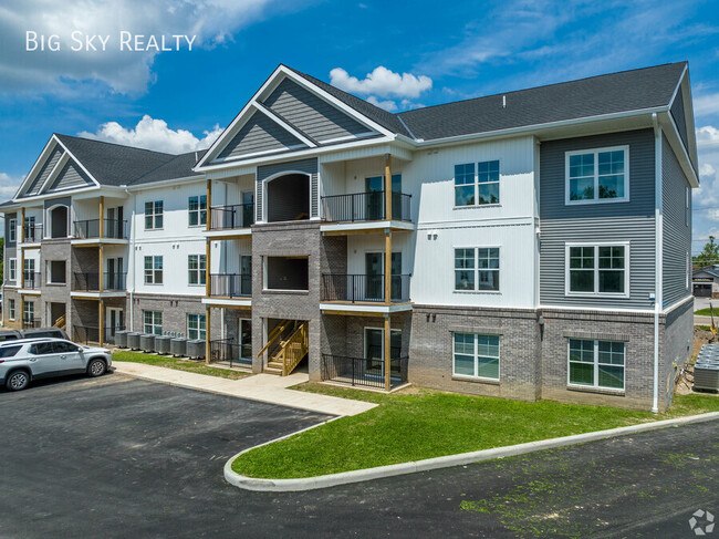 Building Photo - The Everett Apartments - Brand New Gahanna...