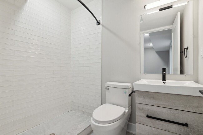 Building Photo - 1511 N 17th St