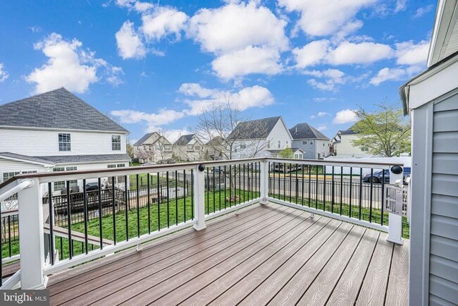 Building Photo - 15000 Gossom Manor Pl