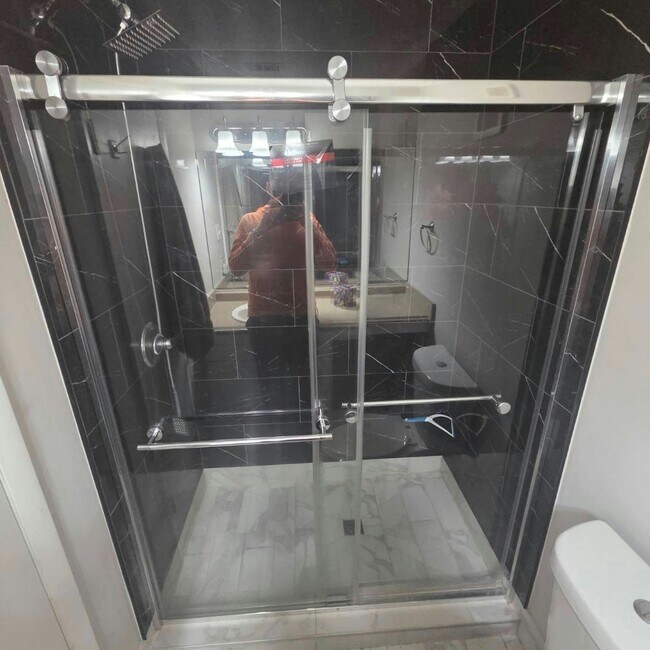 Building Photo - 3314 Northcrest Rd