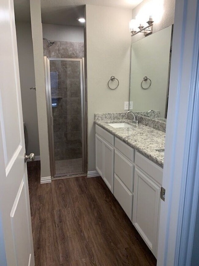 Building Photo - 1256 Trailside Dr