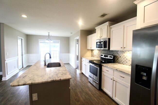 Building Photo - 311 Tranquil Bridge Ln