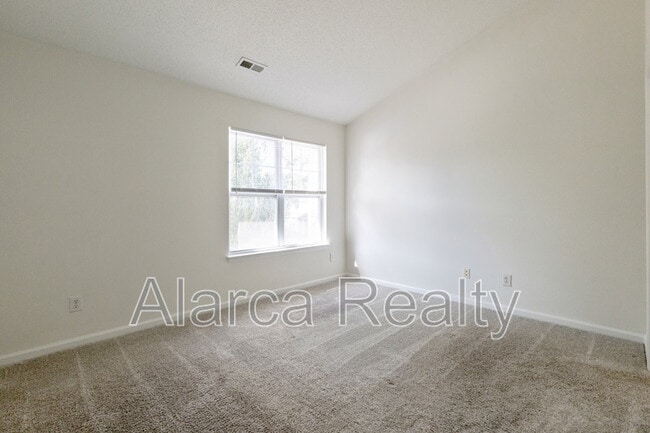 Building Photo - 11418 Savannah Creek Dr