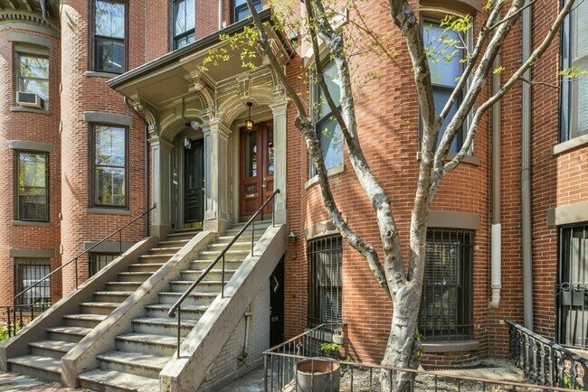 Primary Photo - 97 Appleton St