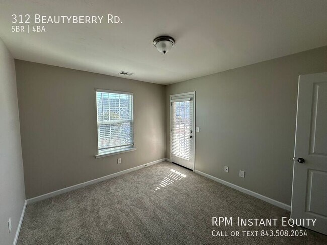 Building Photo - 312 Beautyberry Rd