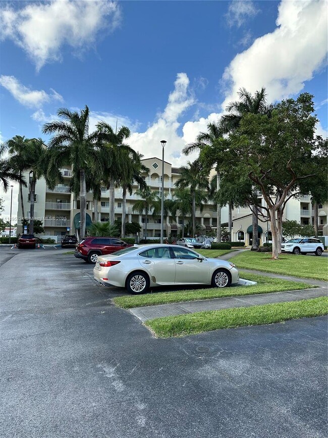 Building Photo - 10700 NW 66th St