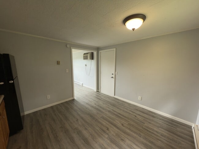 Building Photo - 432 Greensburg St