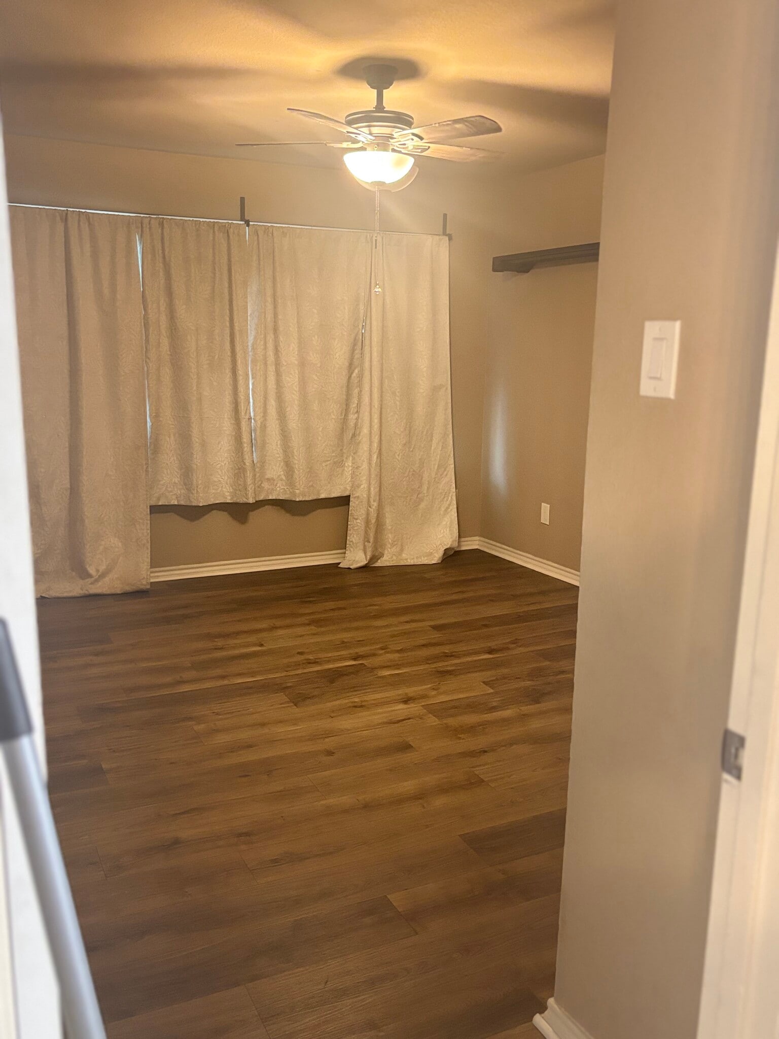 Building Photo - 1148 White Lake Ct