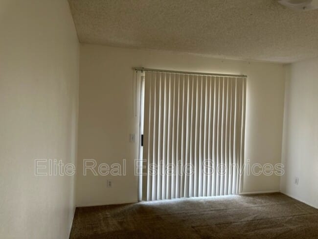 Building Photo - 725 Pidgeon St