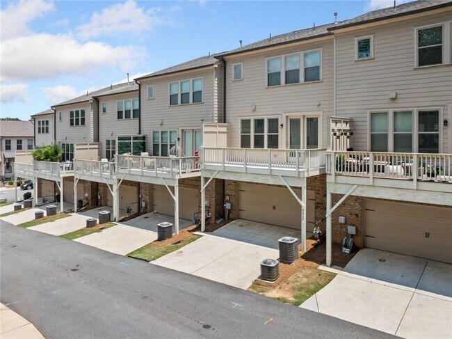 Building Photo - 4232 Hickory Pne Aly