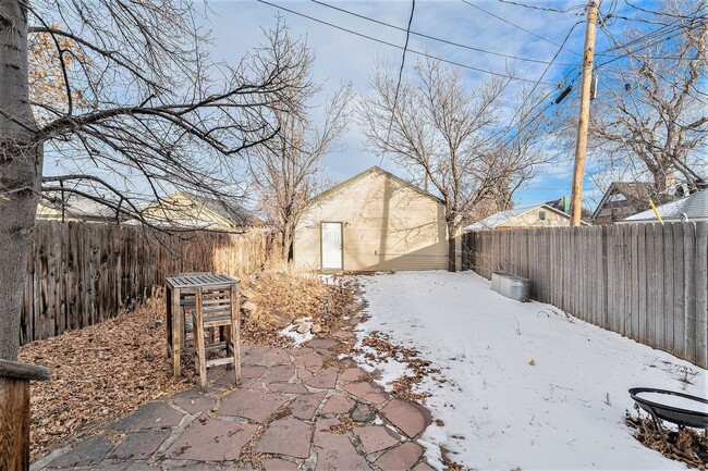 Building Photo - Charming Historic 3 bed, 1.5 bath Home in ...