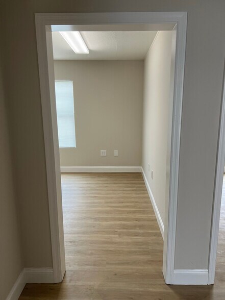 Building Photo - 124 Worthington Dr