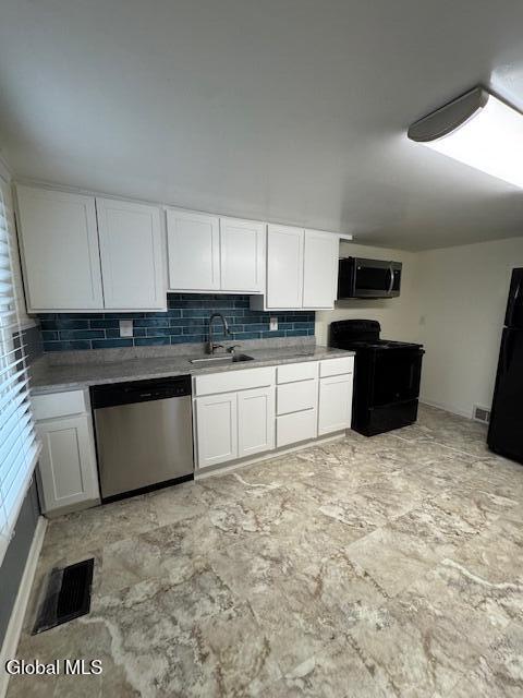 Building Photo - 66 Lakeshore Dr