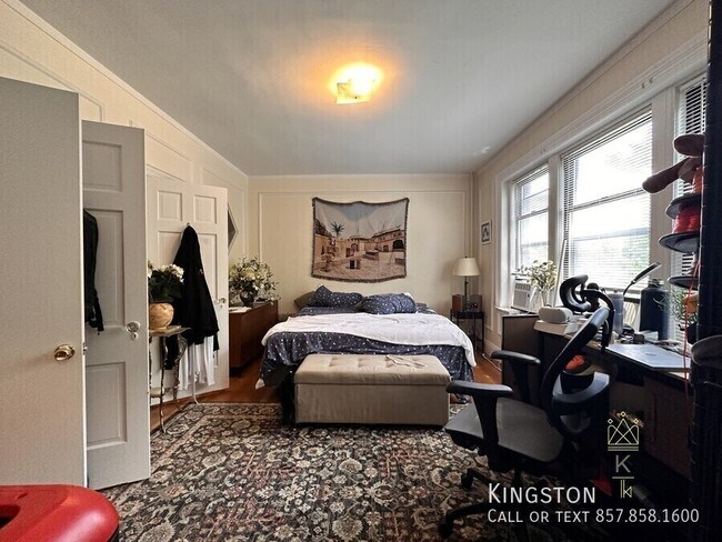 Building Photo - 38 Park St