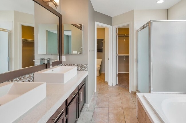 Building Photo - Charming 4 Bedroom 3 Bath in Highlands Ranch!