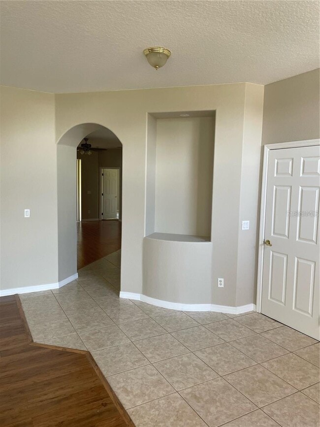 Building Photo - 178 Aurelia Ct