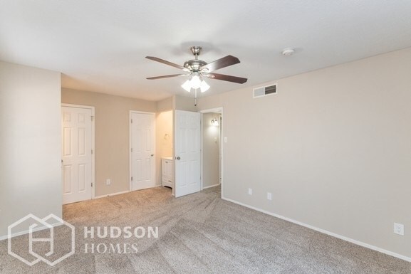 Building Photo - 7816 Pioneer Trail NE