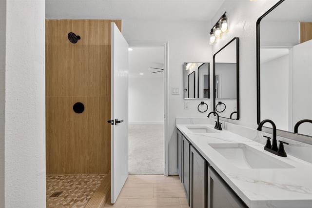 Building Photo - 4241 Meadowknoll Dr