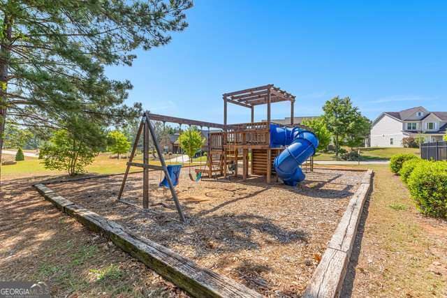 Building Photo - 517 Lago Ct