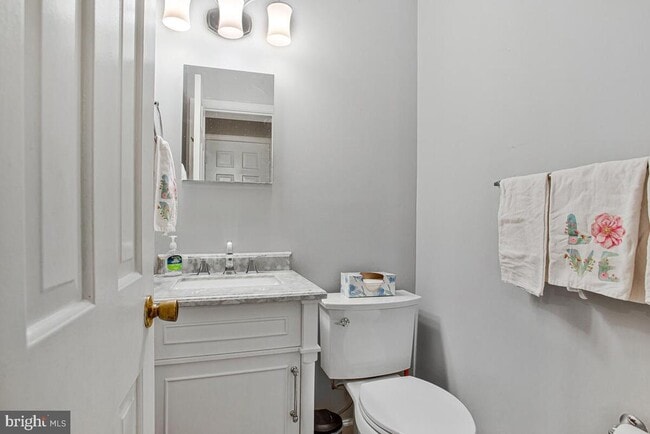 Building Photo - 15805 Wayne Ave