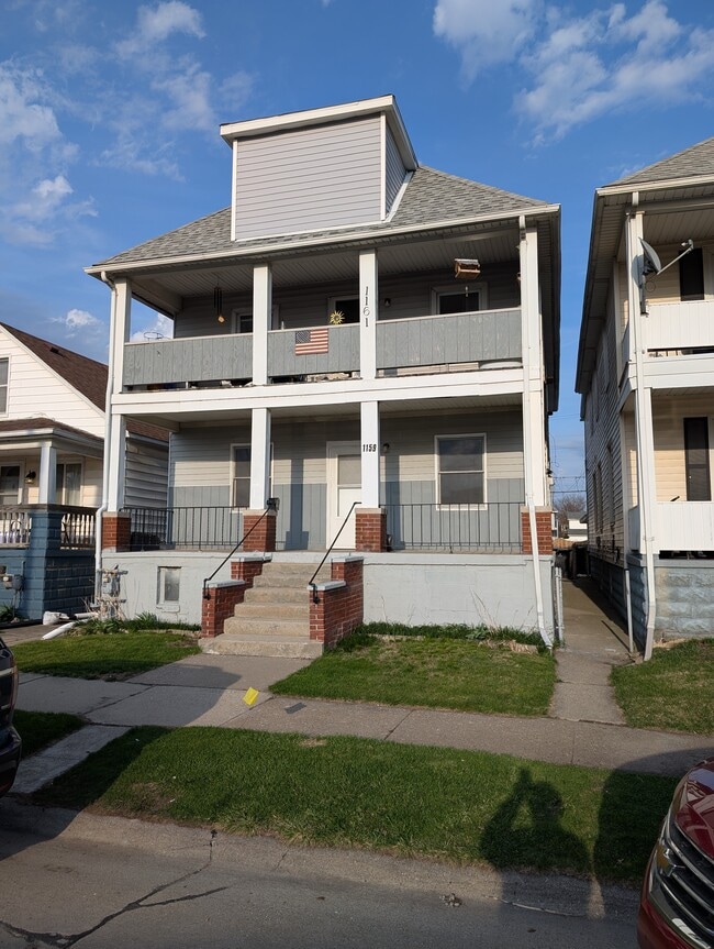 Building Photo - 1159 McKinley St