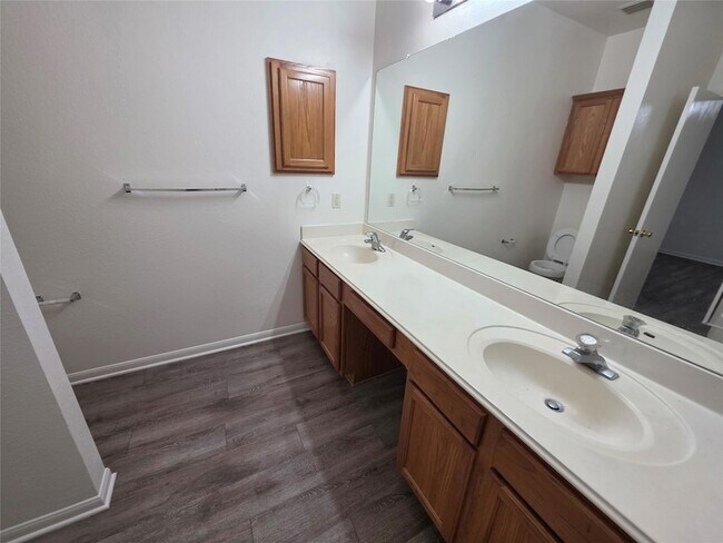 Building Photo - 4417 Lendall Ln