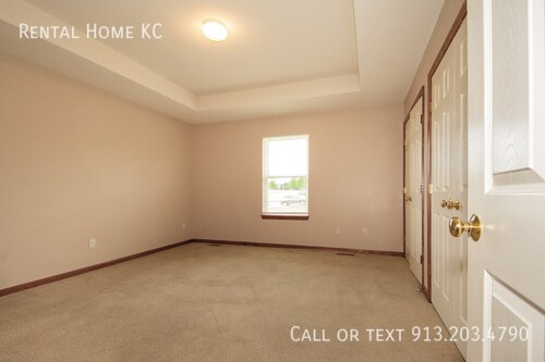 Building Photo - 23505 W 73rd Terrace