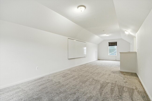 Building Photo - 1738 Weeping Willow Ct