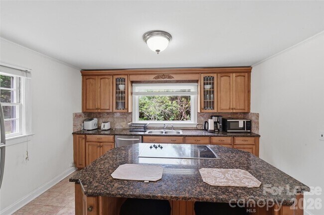 Building Photo - 3120 Baucom Rd