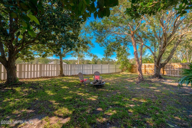 Building Photo - 4570 Blue Stream Ln N