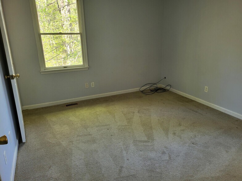 master bedroom - 5336 Charles Ave