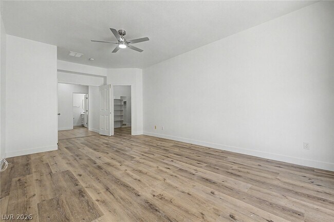 Building Photo - 835 Entrada Ridge Ave